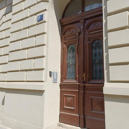 Apartment Calliope Загреб Экстерьер фото